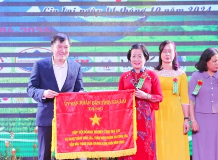 Doanh nhân tiêu biểu: Ngọn đuốc soi sáng con đường khởi nghiệp