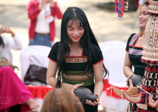 Khám phá vài nét văn hóa độc đáo của người Ê-đê