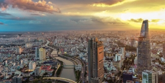 Tình hình kinh tế - chính trị Việt Nam 2025: Xu hướng và thách thức