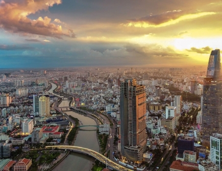 Tình hình kinh tế - chính trị Việt Nam 2025: Xu hướng và thách thức